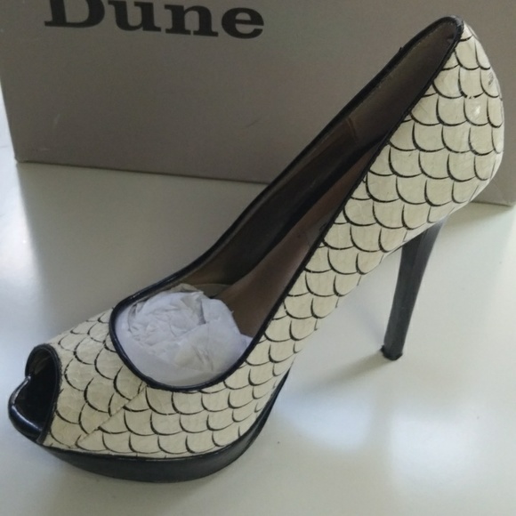 Dune Shoes UK 3 Eur 36 cream and black - Picture 6 of 8